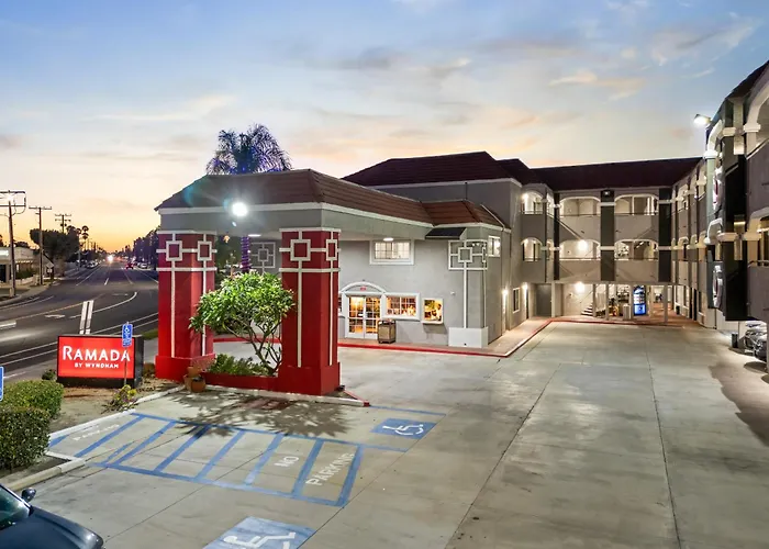 Ramada By Wyndham Ontario Airport & Convention Center Hotel